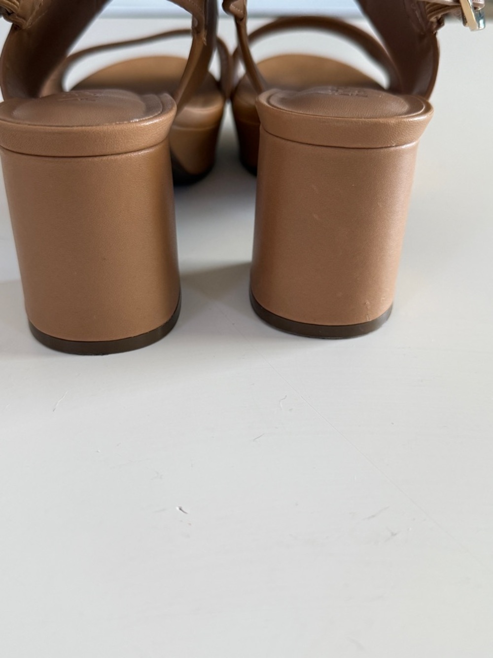 Aerosoles Camera Platform Sandal - Picture 3 of 9